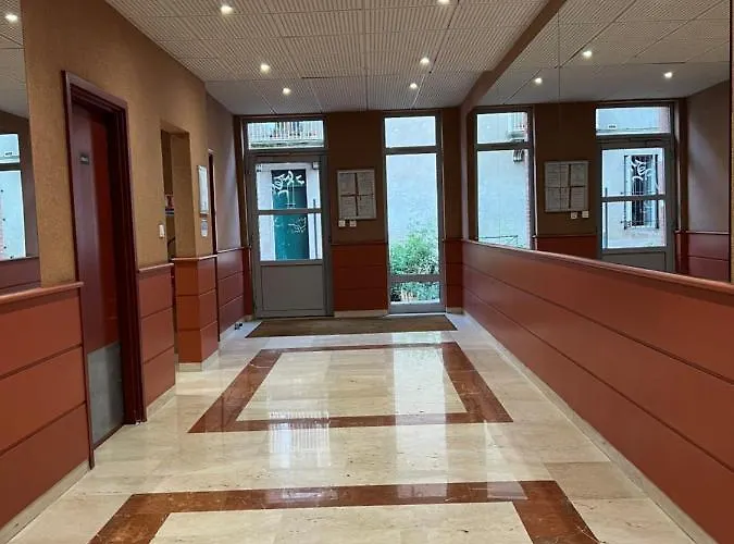 Апартаменты Lumineux 25m2 , 2min Metro Compans, Wifi Fibre Et Entree Autonome *