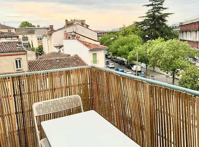 Lumineux 25m2 , 2min Metro Compans, Wifi Fibre Et Entree Autonome Lägenhet Toulouse